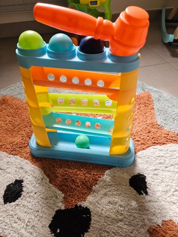 Jouet tape tape la balle