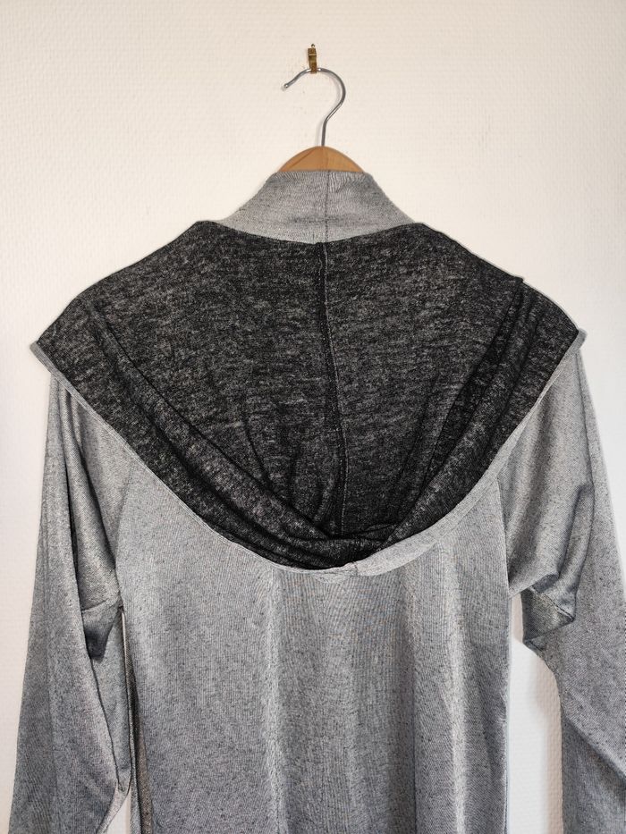 Robe argentée acier modele cache coeur à capuche taille 1 - photo numéro 6