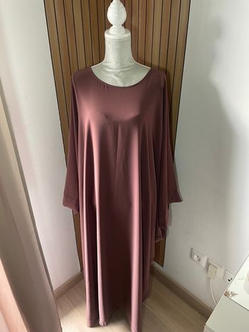 Abaya fluide manche papillon - vieux rose