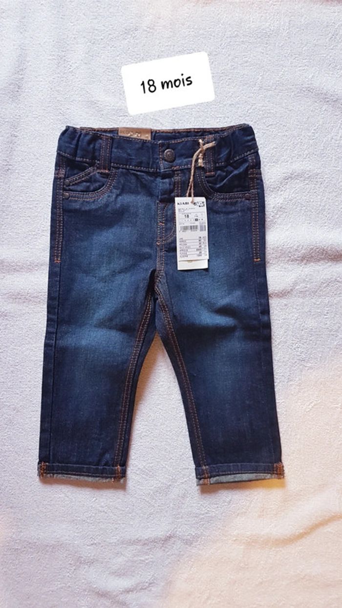 Pantalon kiabi 18 mois