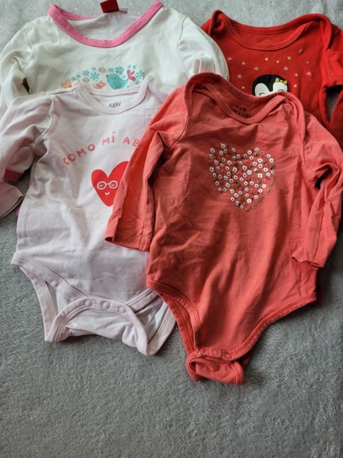 Lot de 4 bodies manches longues 12 mois