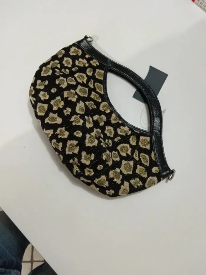 Sac à main 33cm x 22cm - photo numéro 2