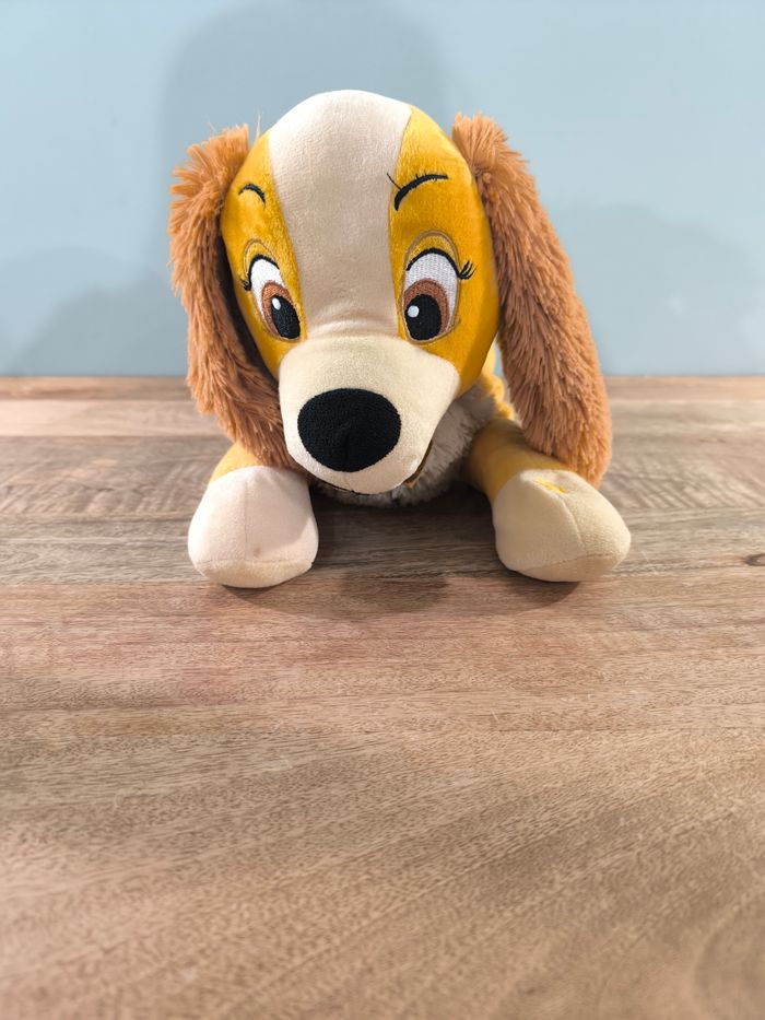 Peluche Lady allonger Disney 35 cm