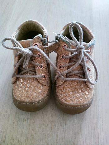 Chaussure premier pas taille 19
