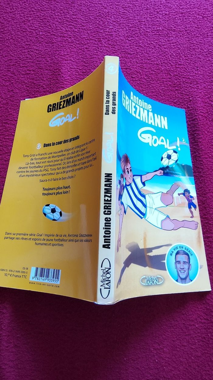 Antoine Griezmann – Tome 4 : Dans la cour des grands - photo numéro 3