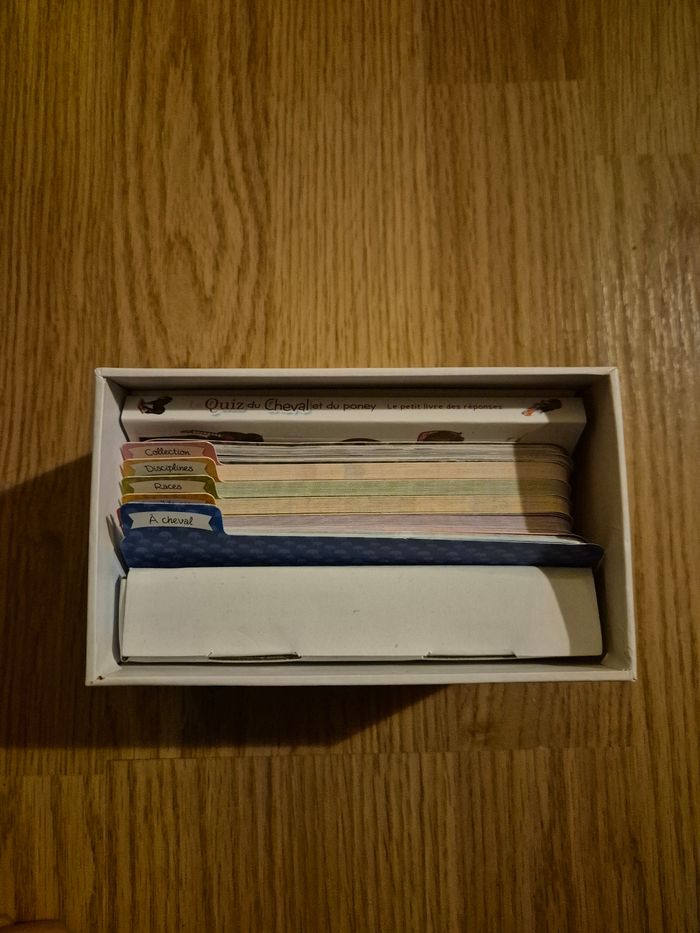 Boite de quiz sur l’équitation en tres bon état - photo numéro 3