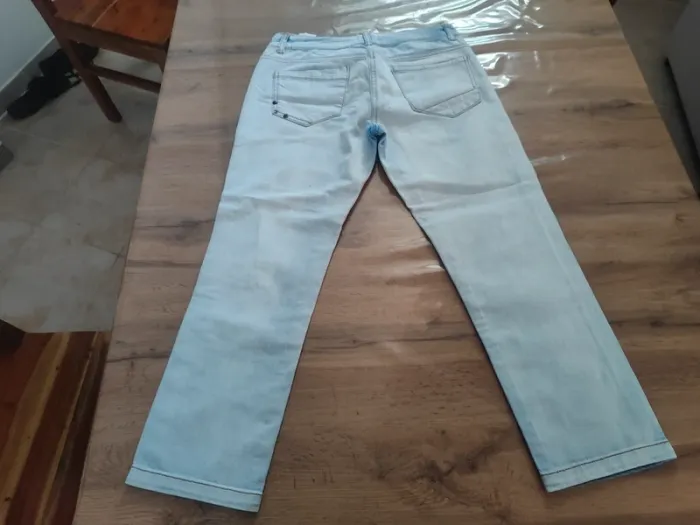 Jeans droit Etam bleu clair Taille 38. L'essentiel du dressing à prix mini ! - photo numéro 2