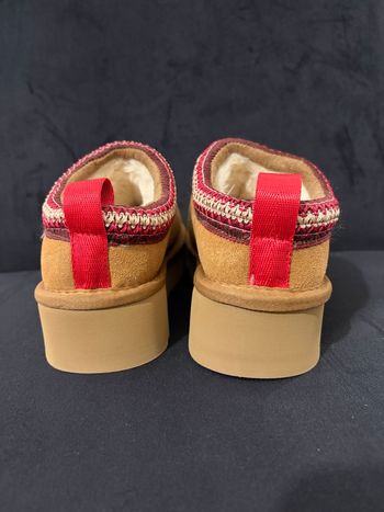 Ugg tazz camel