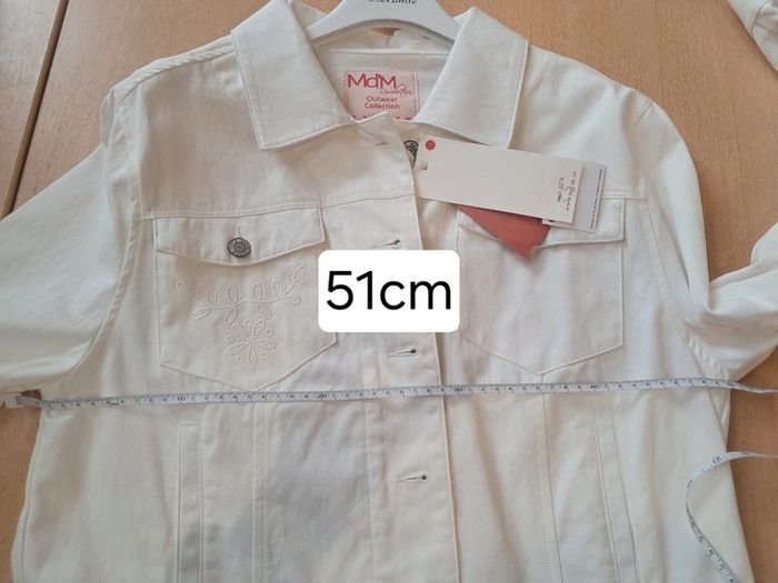 Md'M veste en jean blanc broderies T 44 neuve - photo numéro 12