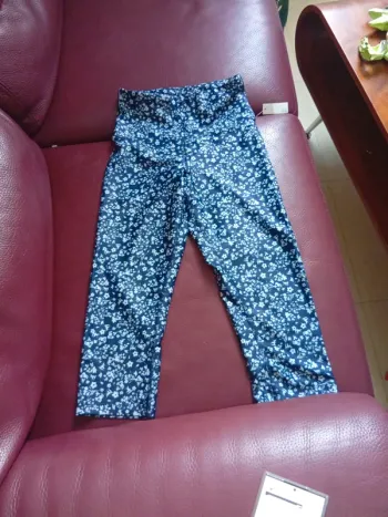 Legging taille S à fleurs