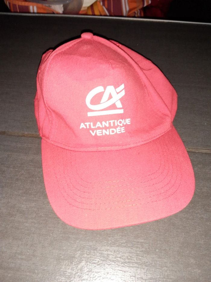 2 casquettes - photo numéro 4