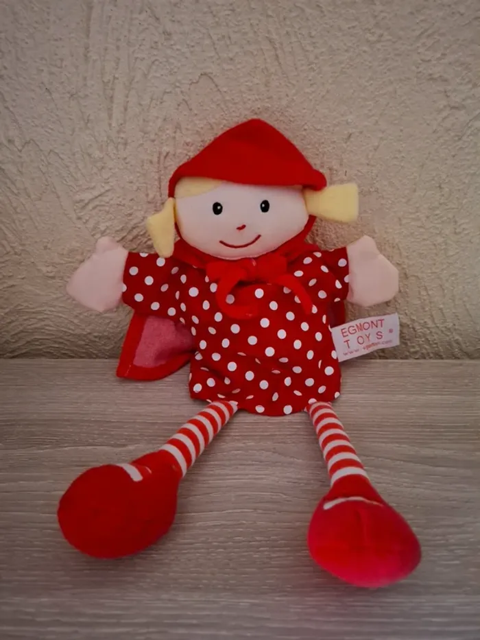 Marionnette chaperon rouge