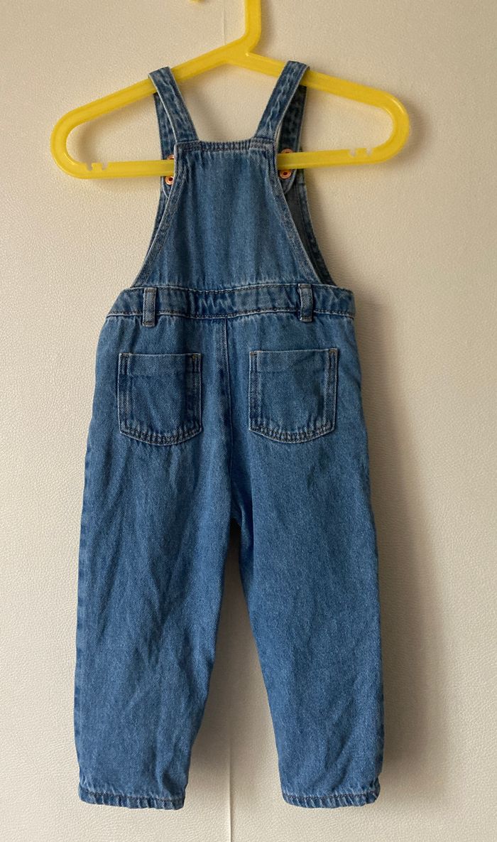 salopette en jean bleu bébé fille 2 ans - photo numéro 3