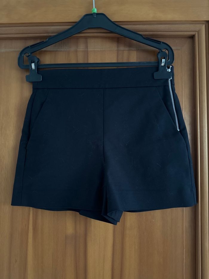 Short Zara Taille S Noir