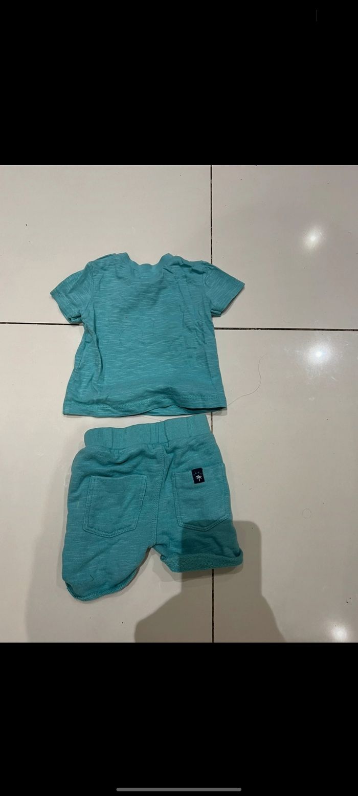 Ensemble ikks bébé taille 3 -6 mois - photo numéro 3