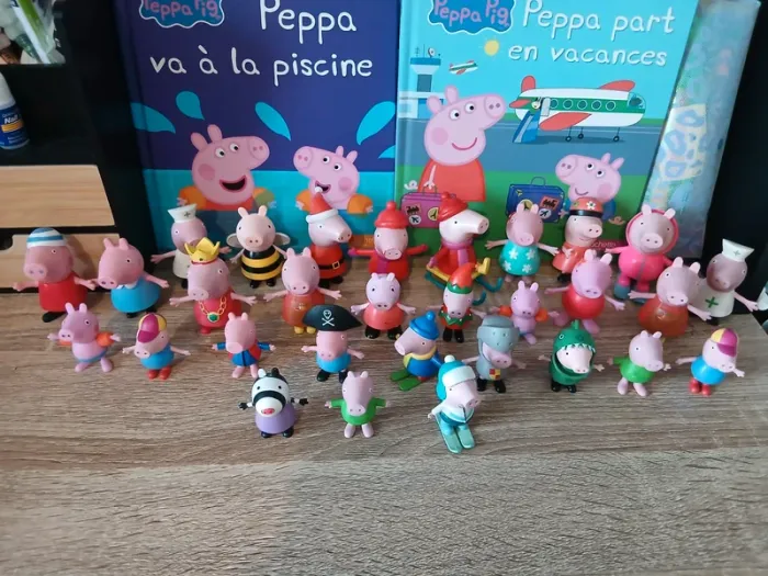 Lot de 30 personnages peppa pig