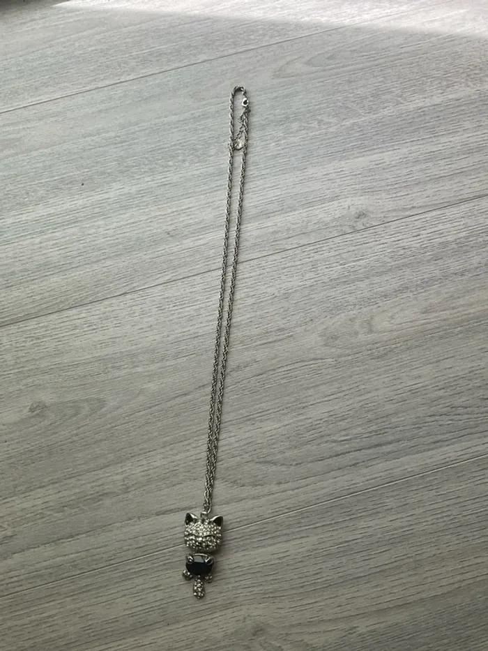 Collier chat en strass articulé