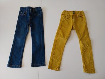 Lot 2 jeans 4 ans