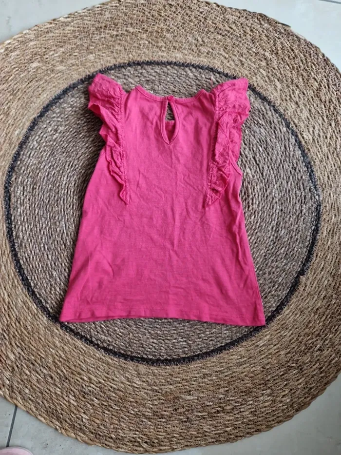 Joli tee-shirt avec dentelle Gémo taille 4 ans - photo numéro 2