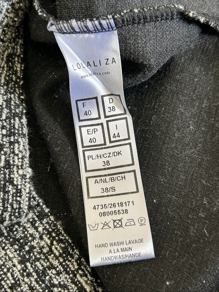 Robe épaisse à manches courtes LolaLiza taille française 40 TBE - photo numéro 10