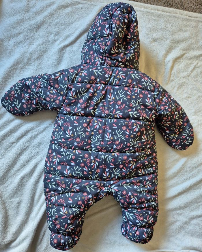 Combinaison bébé - photo numéro 3