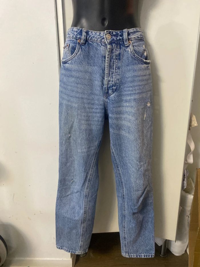 Pantalon jean Stradivarius.taille 38