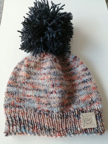 Bonnet chiné tricoté main neuf