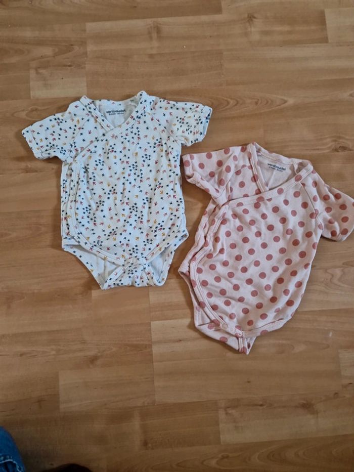 Lot de 2 bodies 3mois