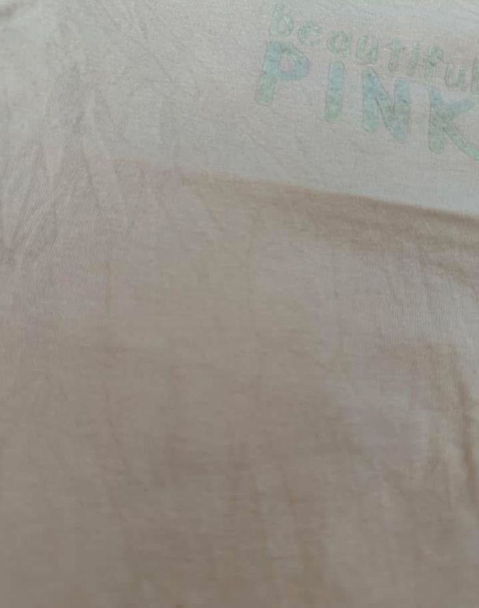 - Tee shirt Kiabi (F) - 36 mois - bon état, petite tache - photo numéro 3