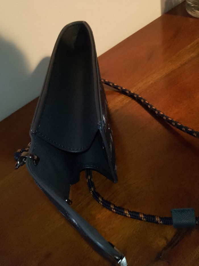Vends pochette smartphone neuve. - photo numéro 4