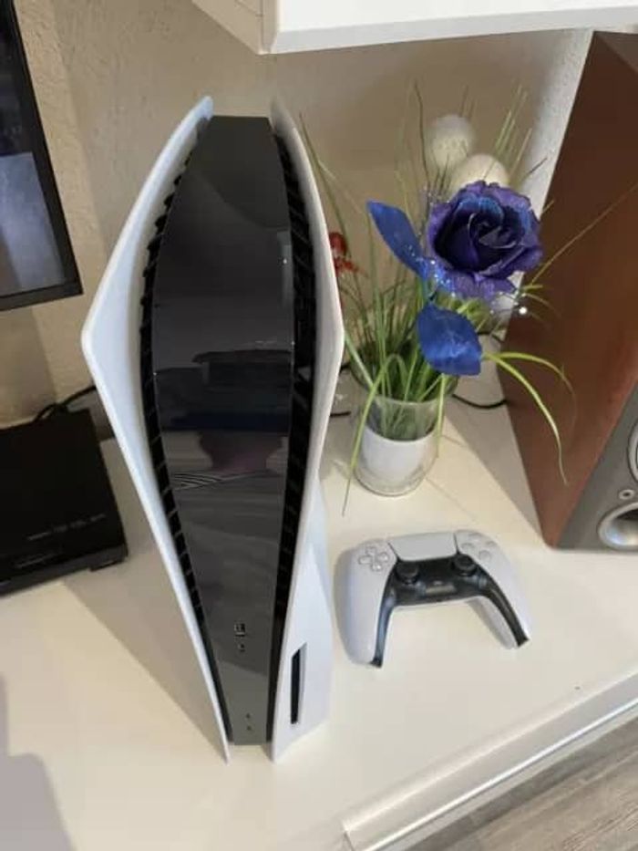PlayStation 5 - photo numéro 2