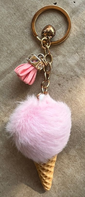 Porte clé pompon