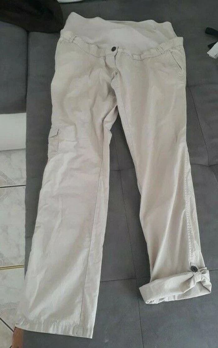 Beau pantalon beige de maternité taille 42 ajustable - photo numéro 3