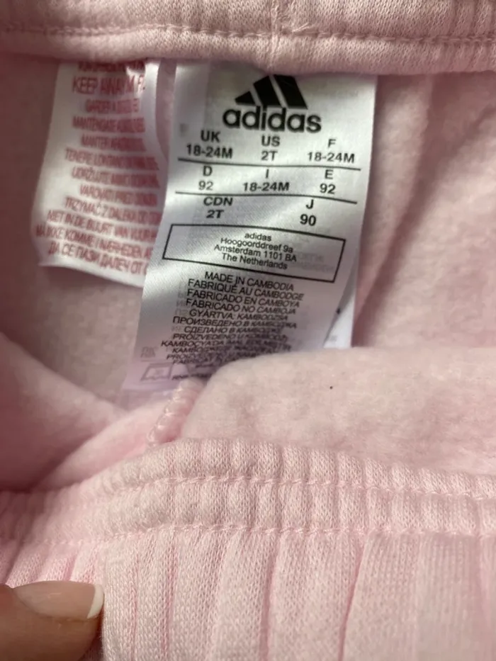Jogging Adidas état neuf - photo numéro 2
