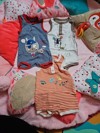 3 bodys été 3 mois Kitchoun