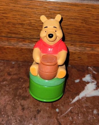 Figurine winnie  disney