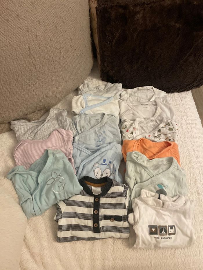 Lot de 14 bodies