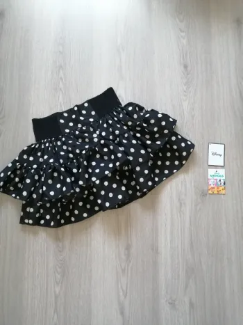 Jupe à volants noire à pois blancs élastique à la taille / pink gum / (9-10ans)