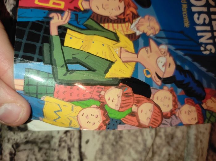 Roman ado mes chers voisins - photo numéro 2