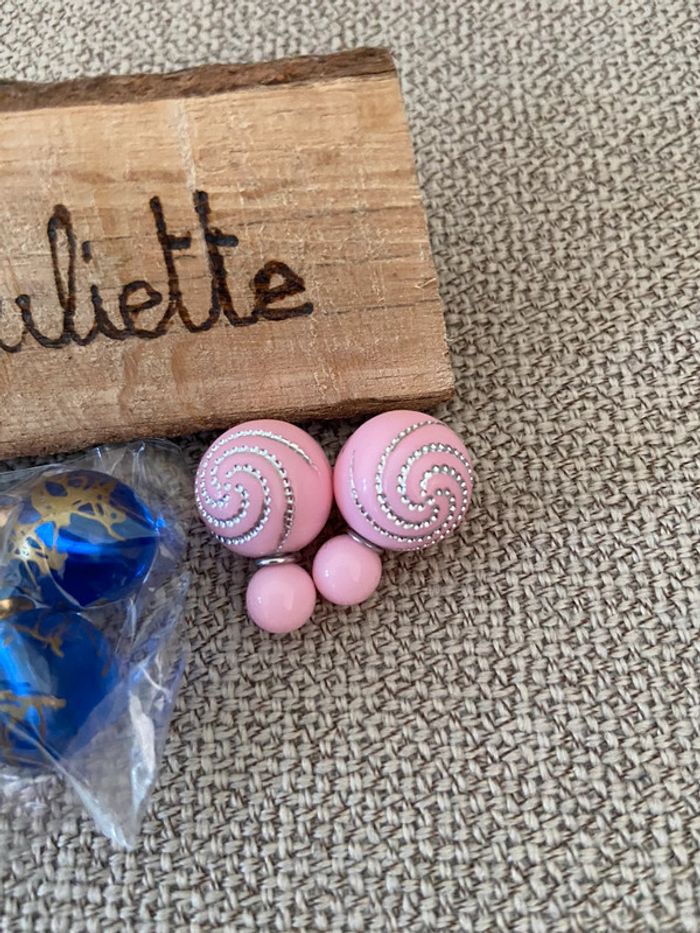 Lot de 2 Paires de Boucles d'Oreilles Boules Rose et Bleu Shein - photo numéro 2