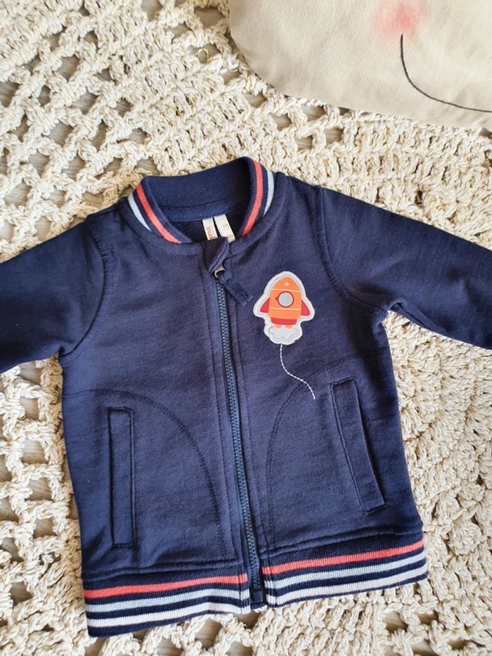 Boy: gilet zippé Explore mars 6 mois - photo numéro 2