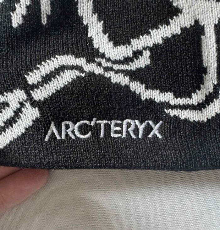 Bonnet arc’teryx noir - photo numéro 2
