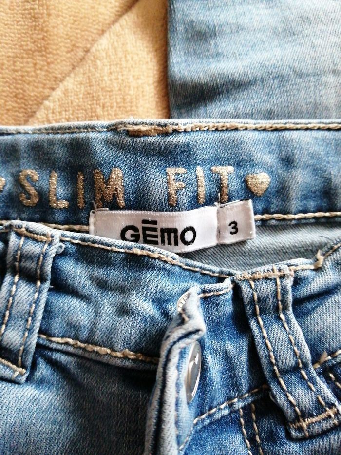 Jeans 3 ans bleu clair - photo numéro 3