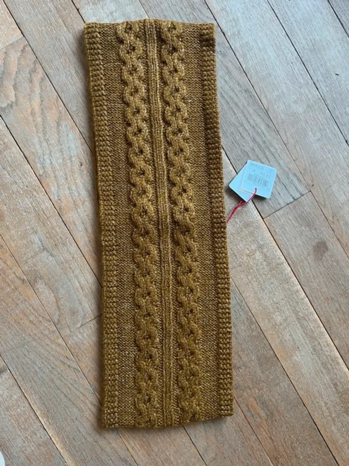 Tour du cou bronze Cyrillus neuf