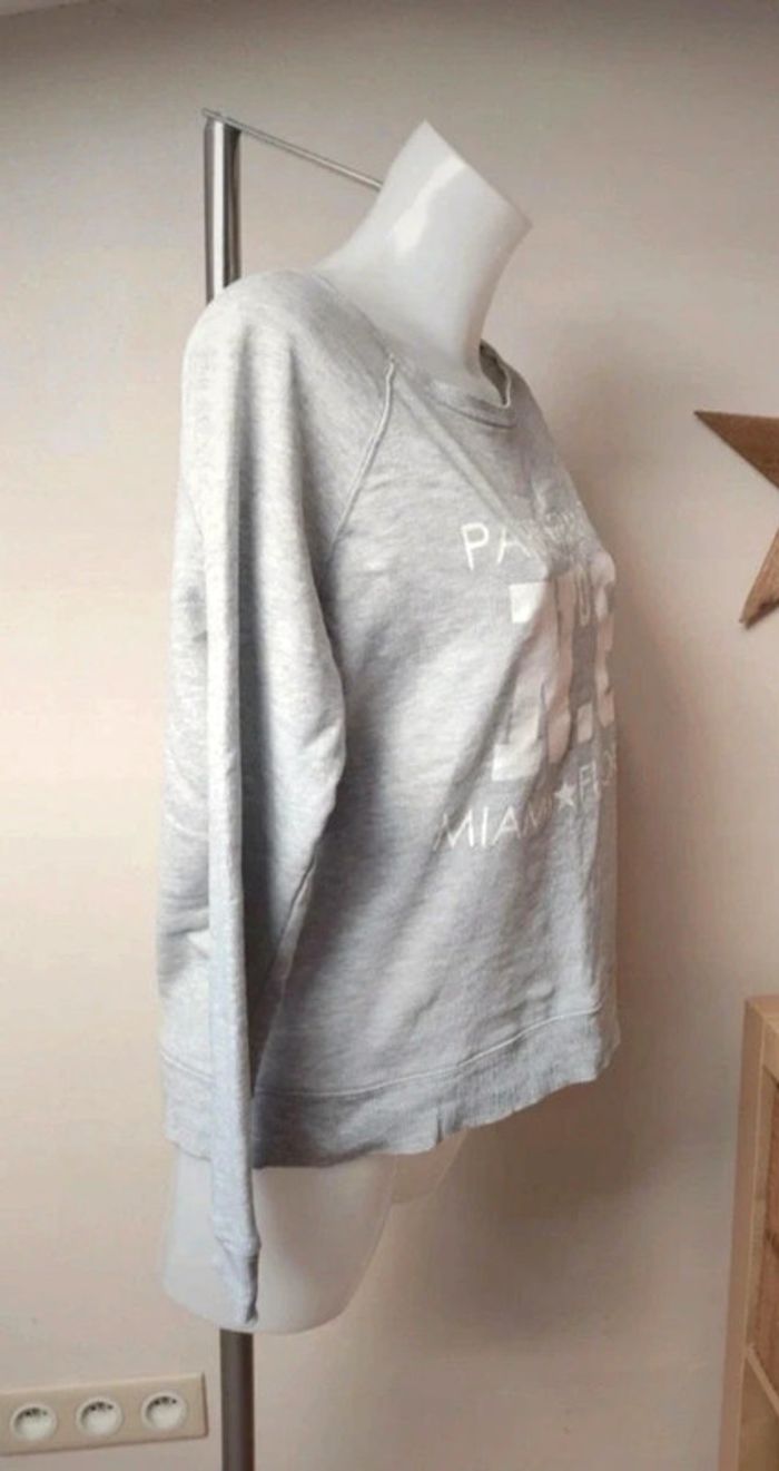 🌺Joli sweat léger taille L MustHave🌺 - photo numéro 3