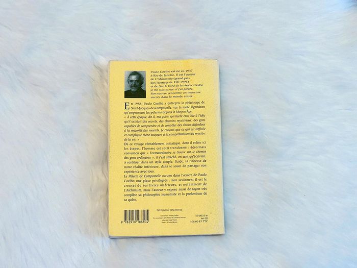 Livre : Le Pèlerin de Compostelle- Paulo Coelho 🖤 - photo numéro 2