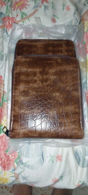 Sac portefeuille marron neuf