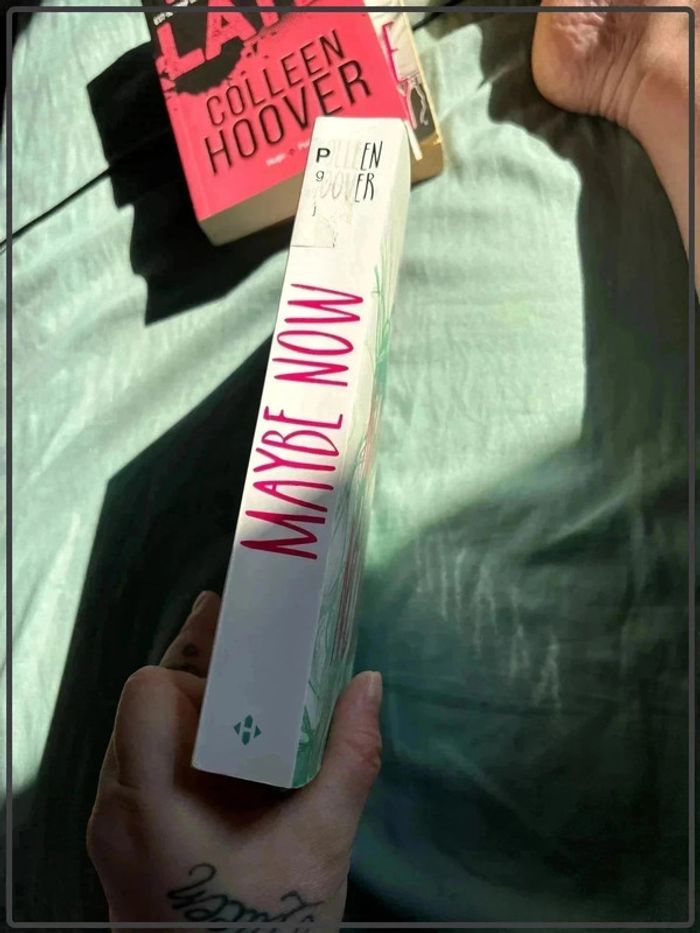 Colleen Hoover - maybe now - photo numéro 3