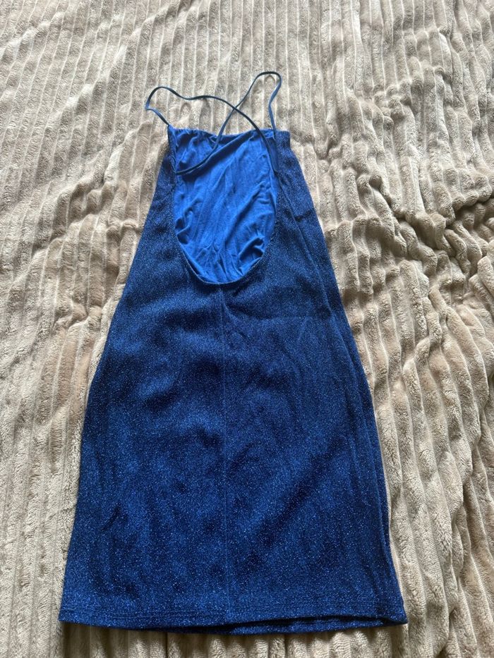Robe bleu pailletée - photo numéro 3