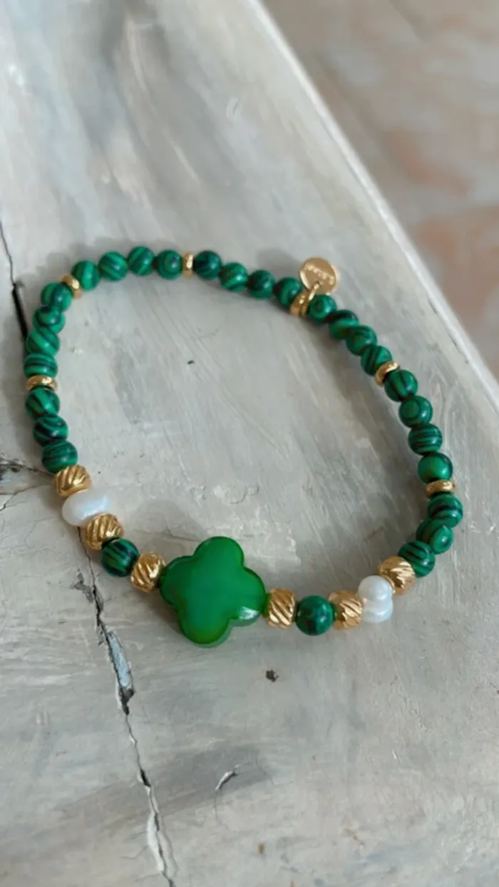 Bracelet bohème fantaisie perles tons verts. Taille unique - photo numéro 5